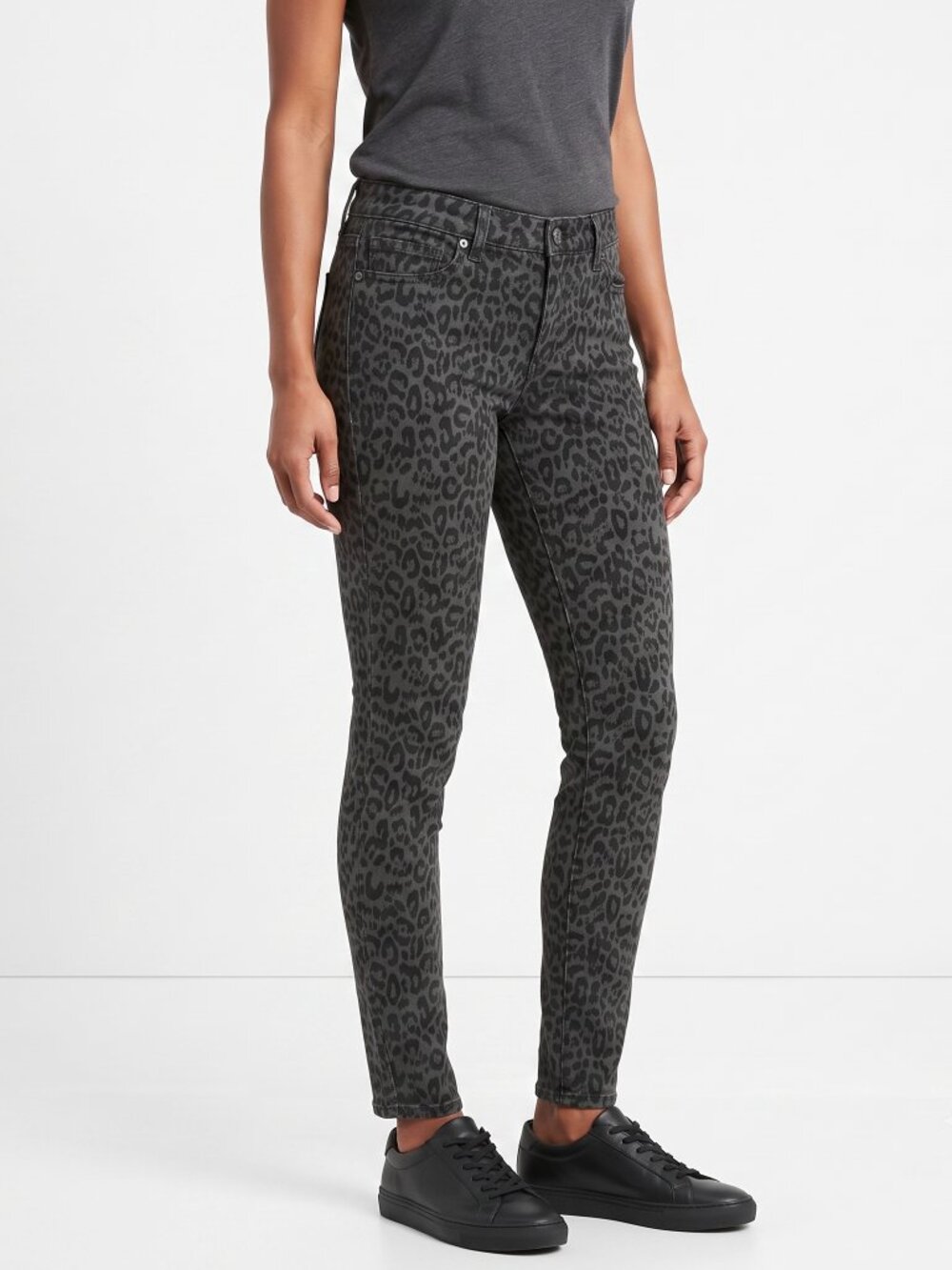*Gap Dark Gray Charcoal Black Leopard Print Skinny Jeans Pants